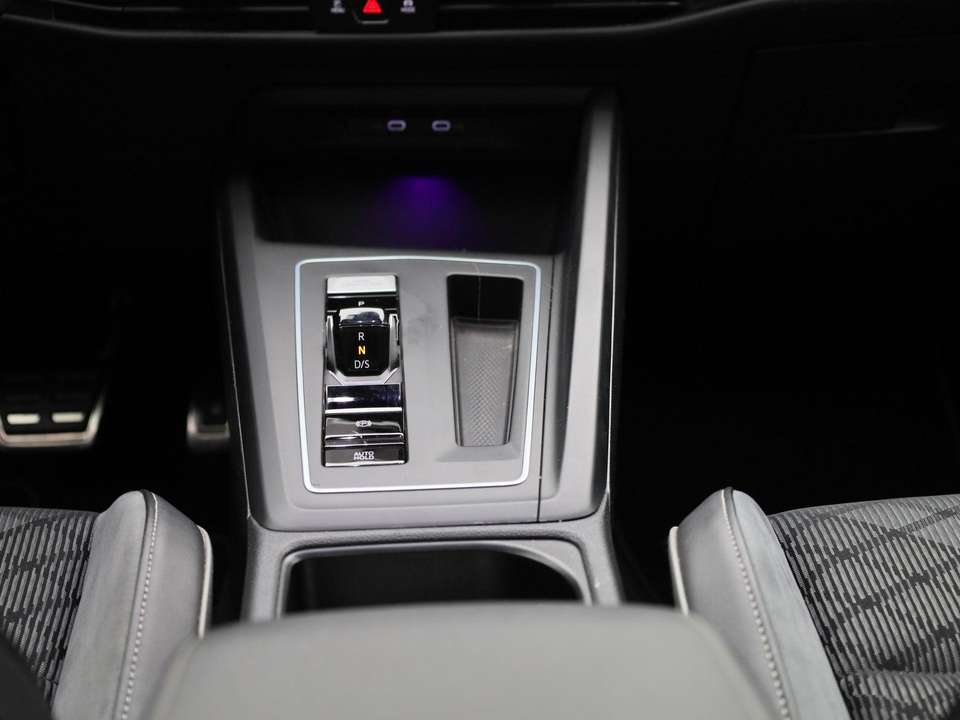 Volkswagen Golf - Imagem 11