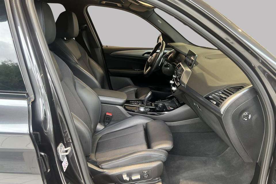 BMW X3 - Imagem 8
