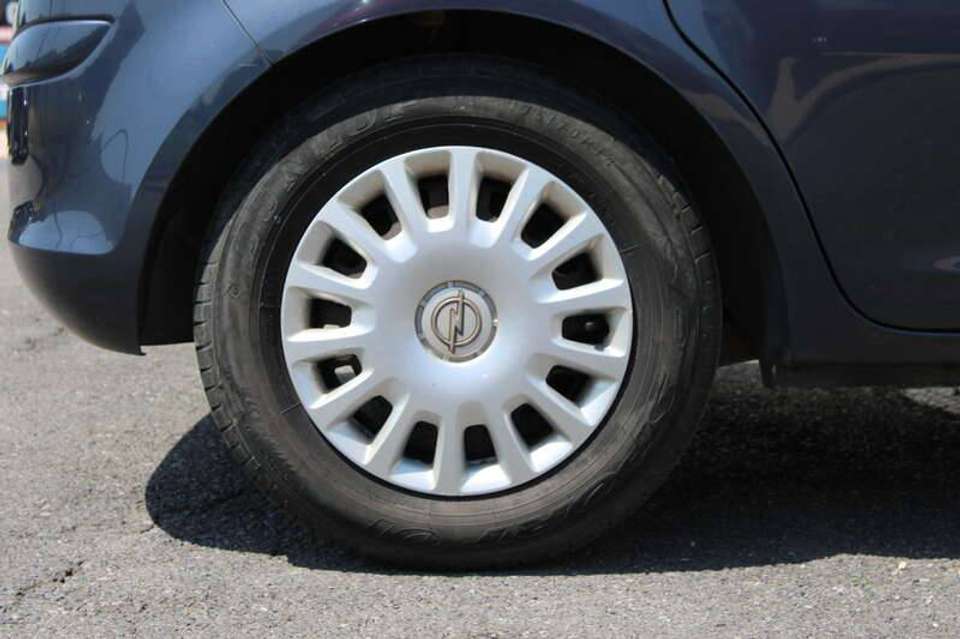 Opel Corsa - Imagem 13