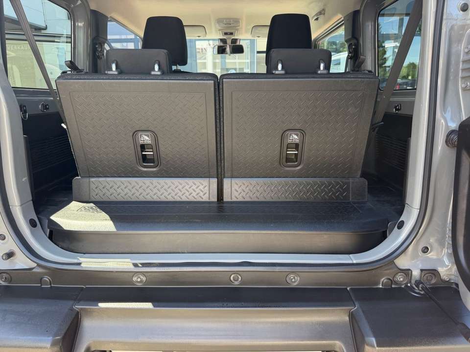 Suzuki Jimny - Imagem 11