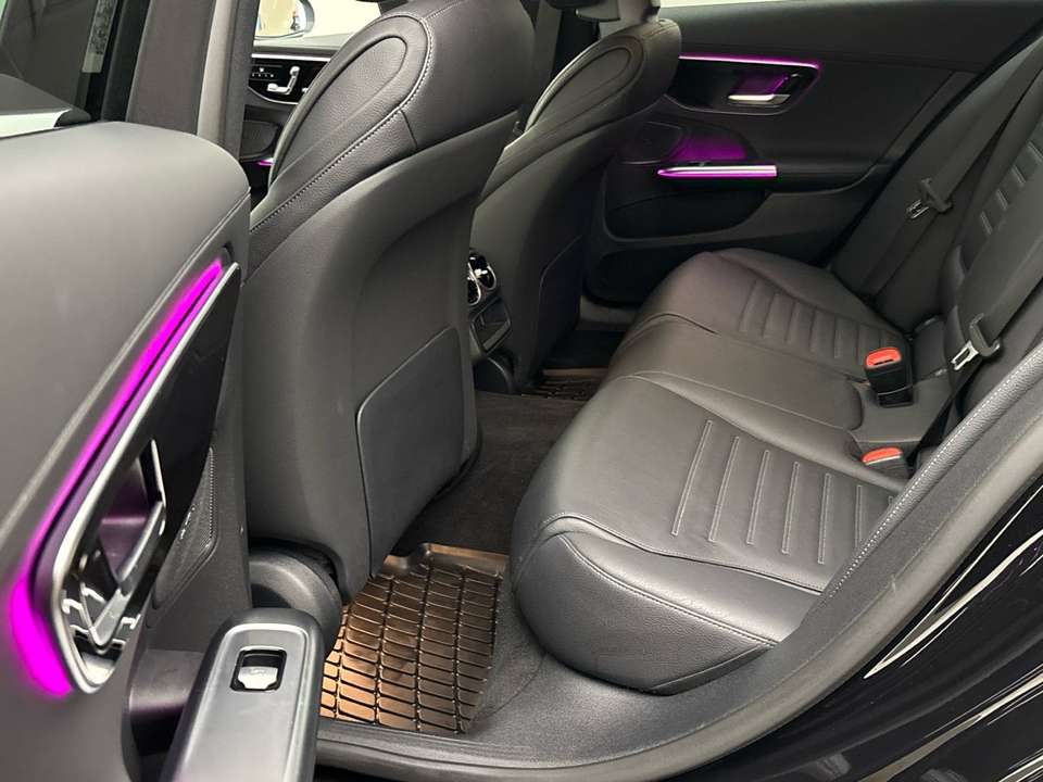 Mercedes-Benz C 300 - Imagem 15