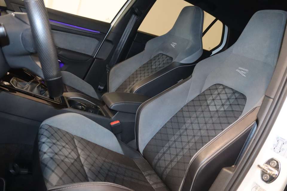 Volkswagen Golf - Imagem 4