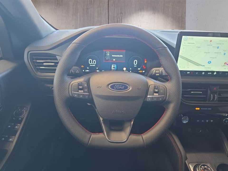 Ford Kuga - Imagem 13