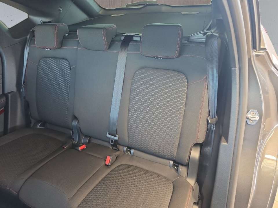 Ford Kuga - Imagem 14