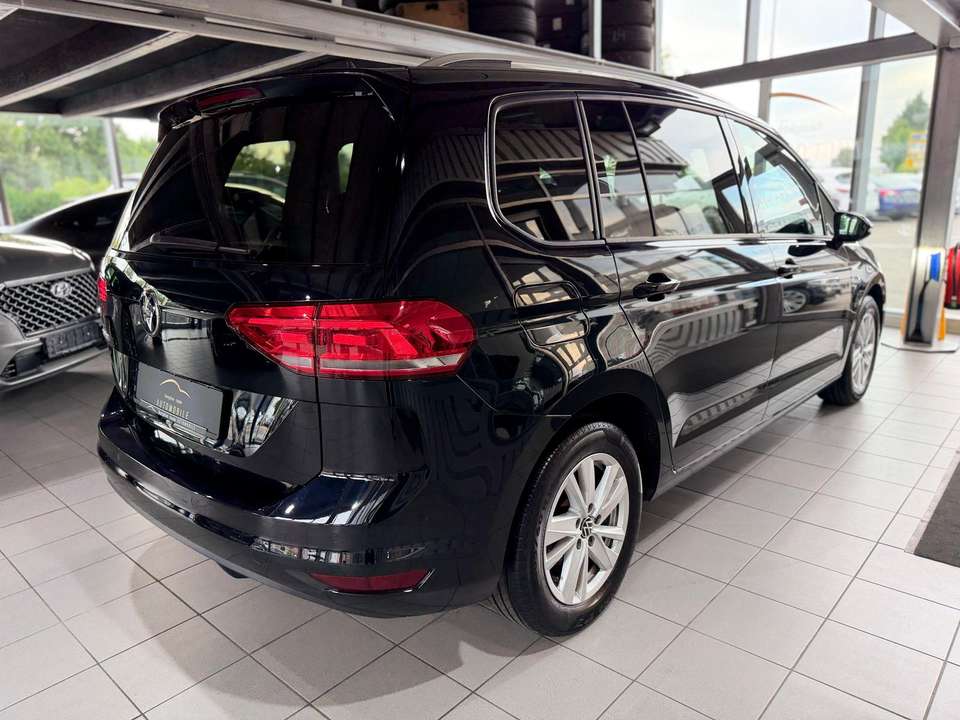 Volkswagen Touran - Imagem 10
