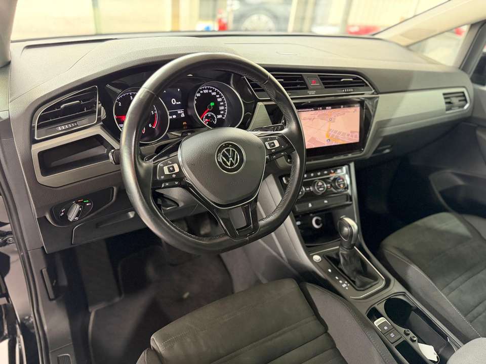 Volkswagen Touran - Imagem 15