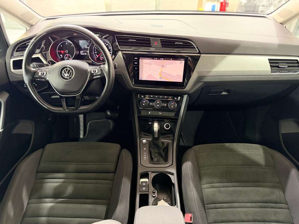 Volkswagen Touran - Imagem 16