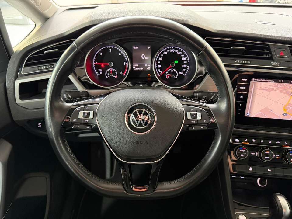 Volkswagen Touran - Imagem 17