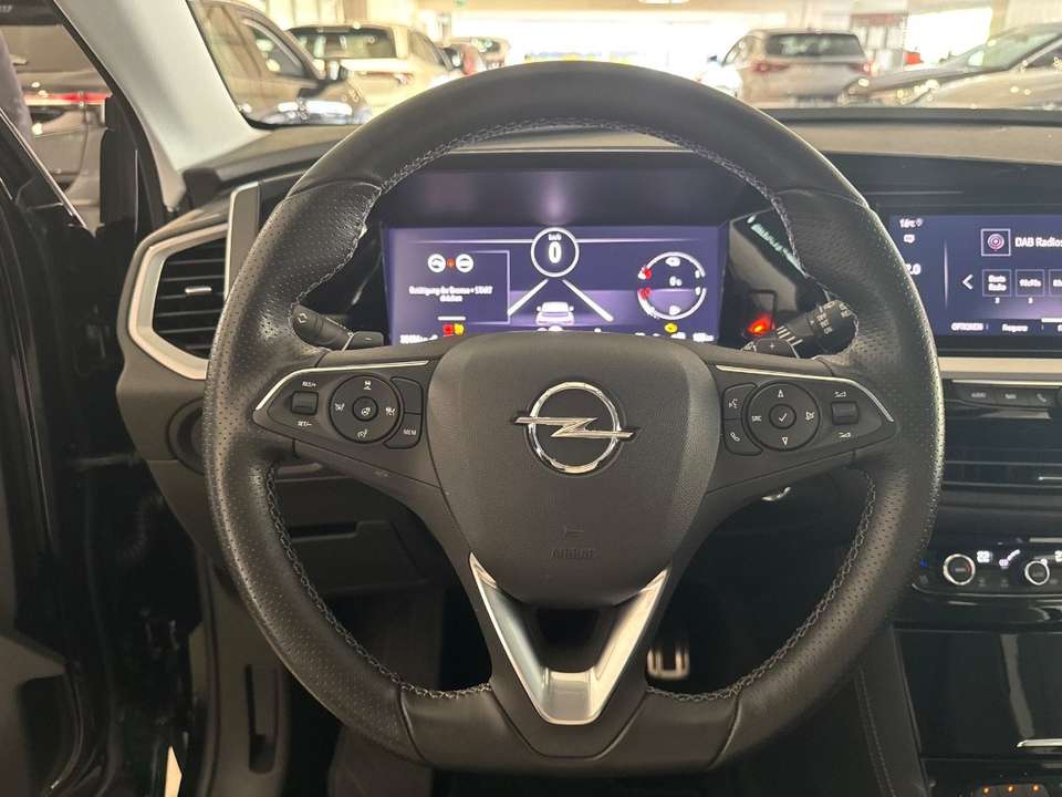 Opel Grandland - Imagem 12