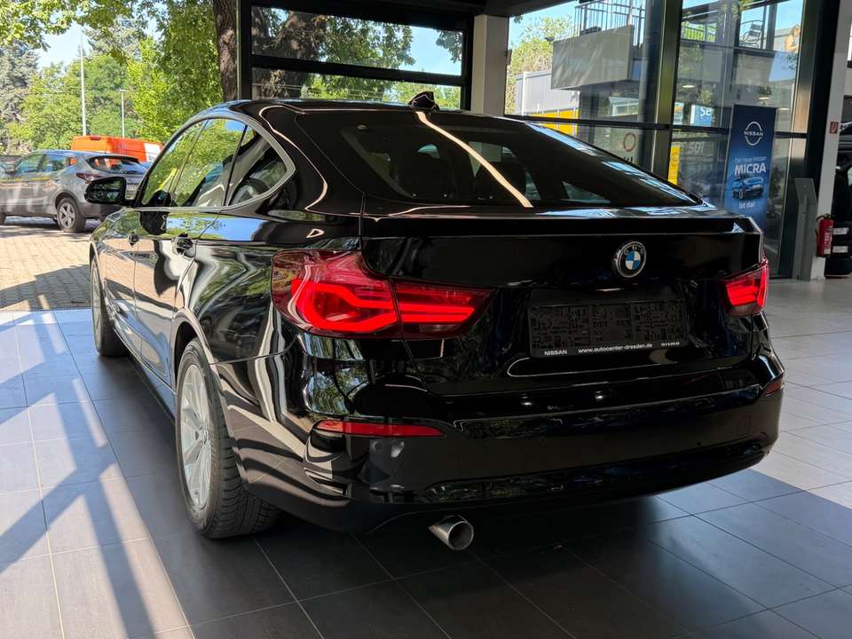 BMW 318 - Imagem 12
