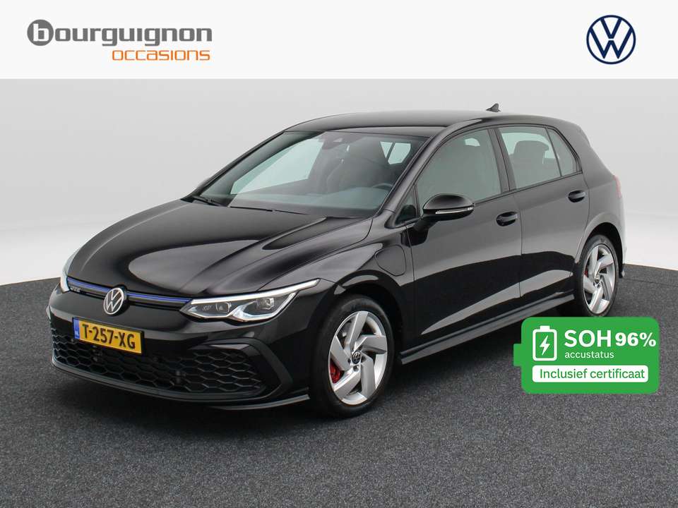 Volkswagen Golf GTE - Imagem 1