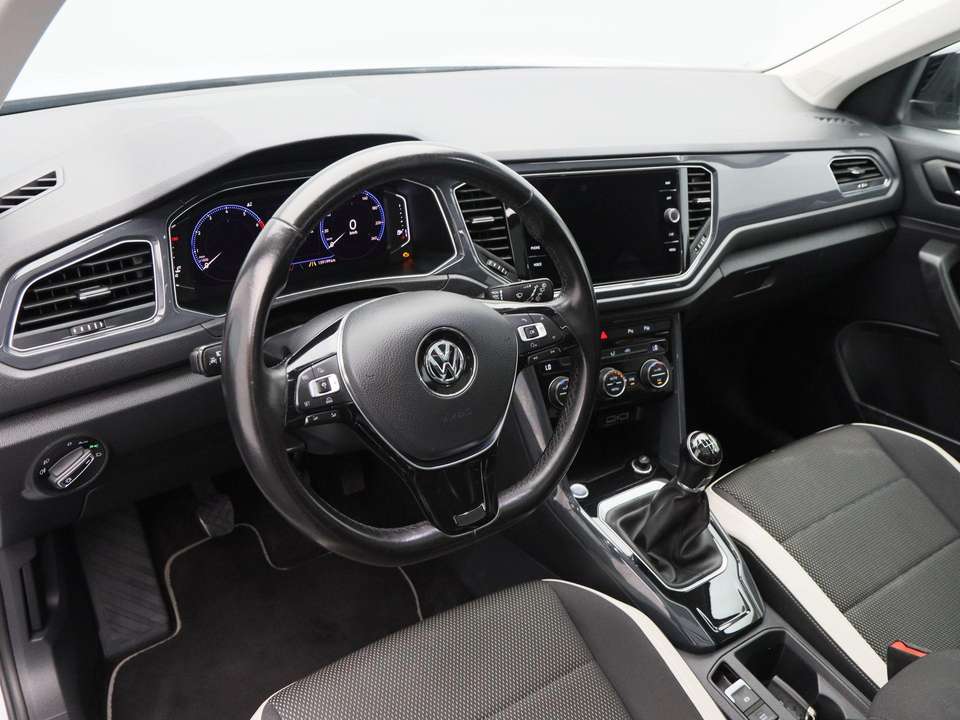 Volkswagen T-Roc - Imagem 3