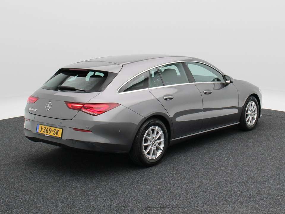 Mercedes-Benz CLA 180 - Imagem 2