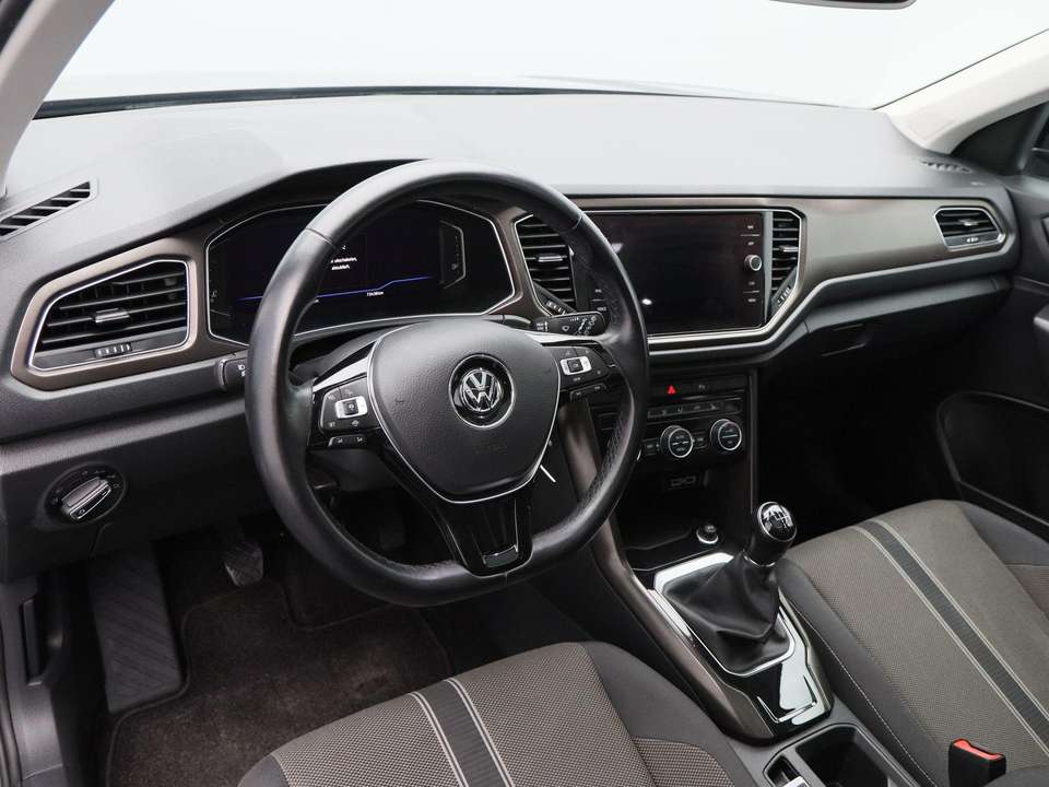 Volkswagen T-Roc - Imagem 3