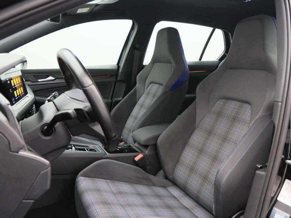 Volkswagen Golf GTE - Imagem 6
