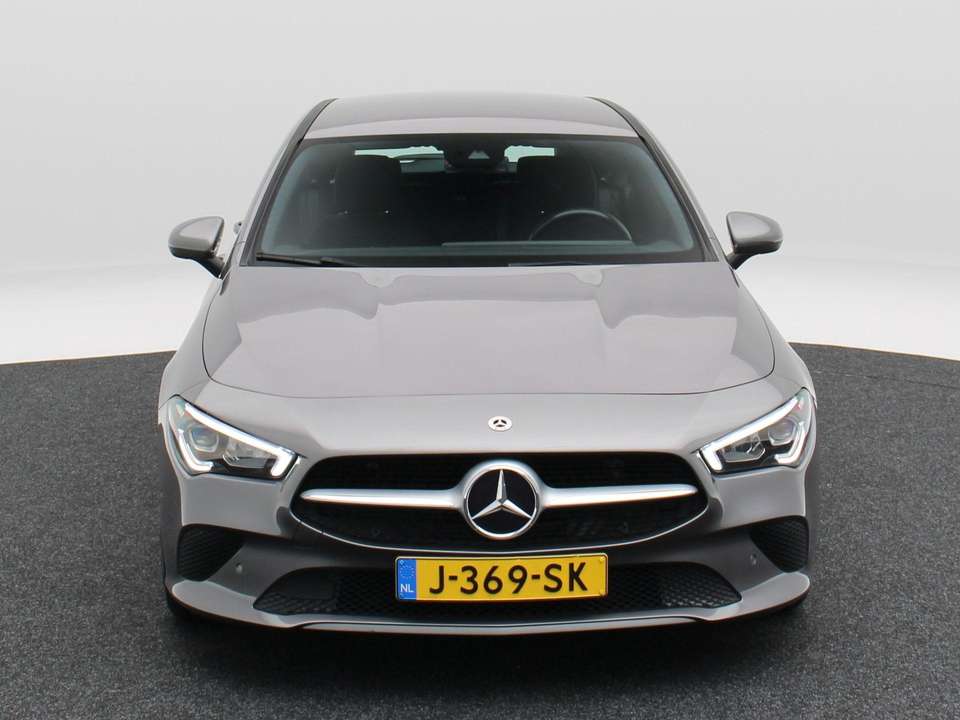 Mercedes-Benz CLA 180 - Imagem 4