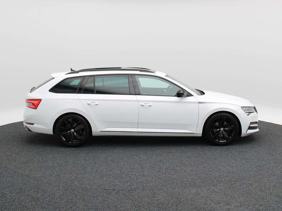 Skoda Superb - Imagem 6