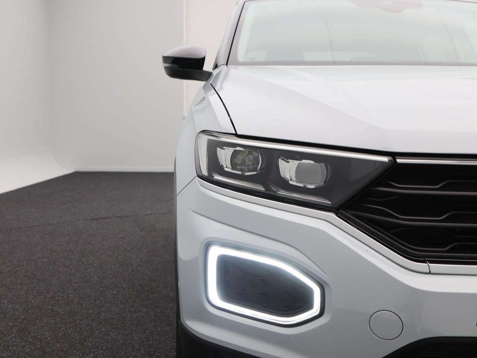 Volkswagen T-Roc - Imagem 8