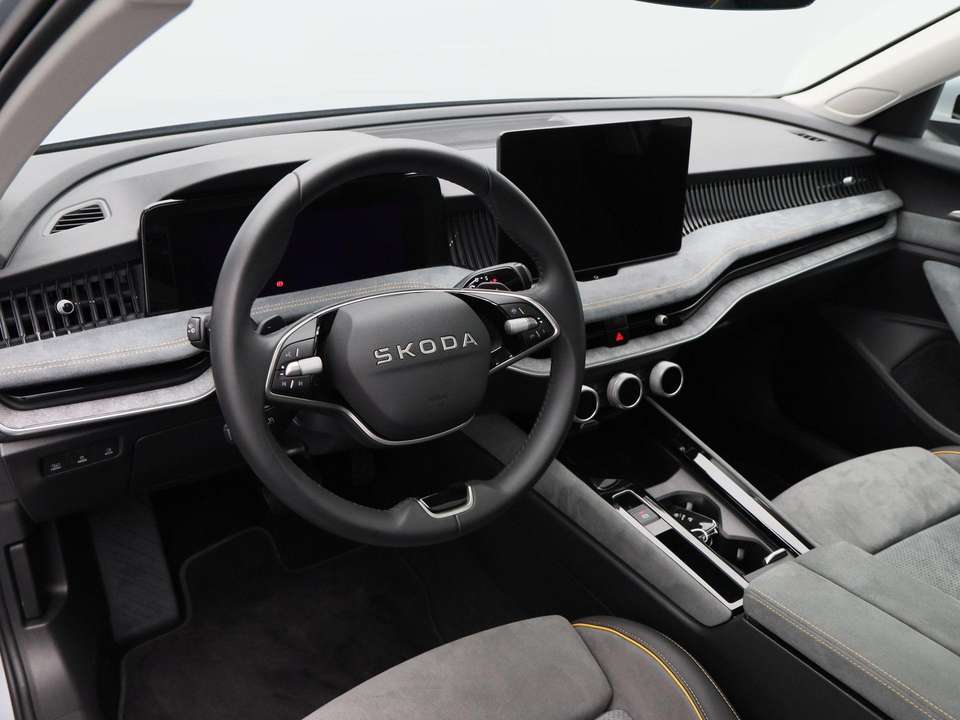 Skoda Superb - Imagem 4