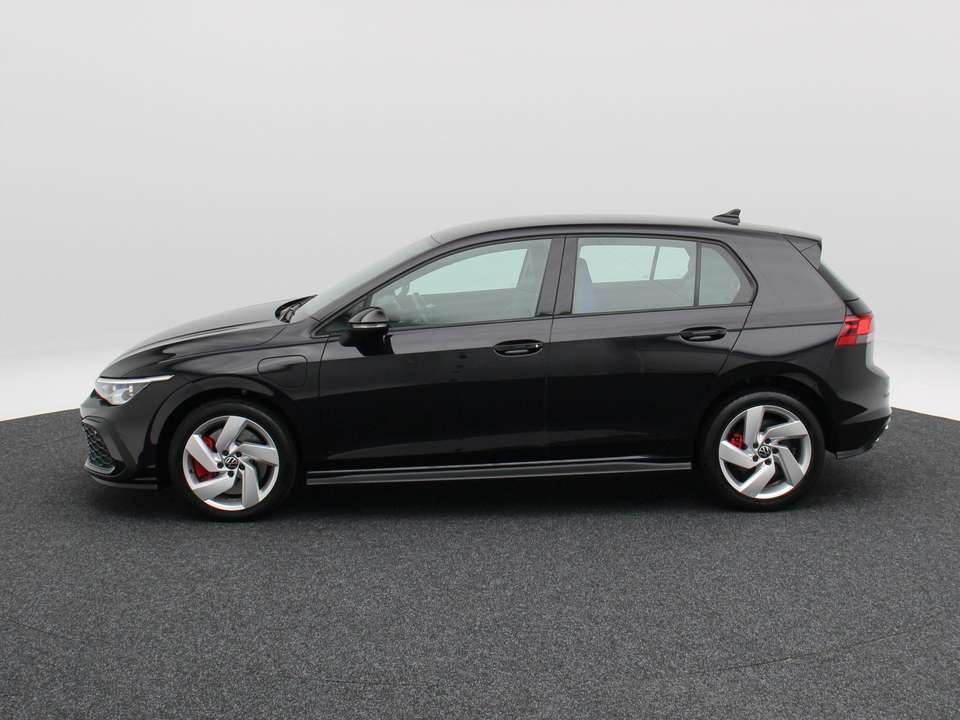 Volkswagen Golf GTE - Imagem 10