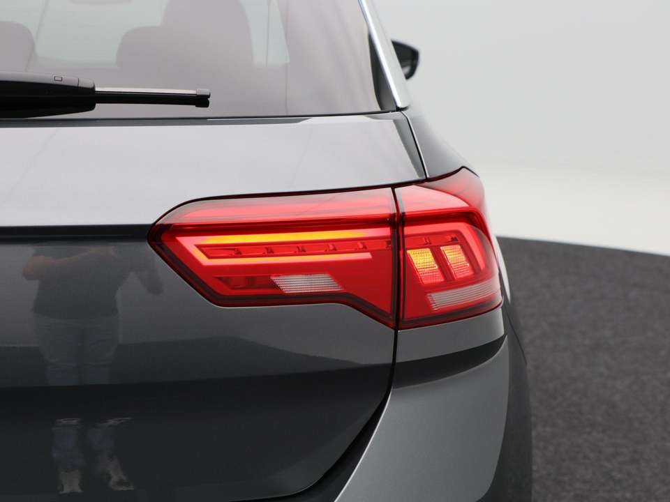 Volkswagen T-Roc - Imagem 12