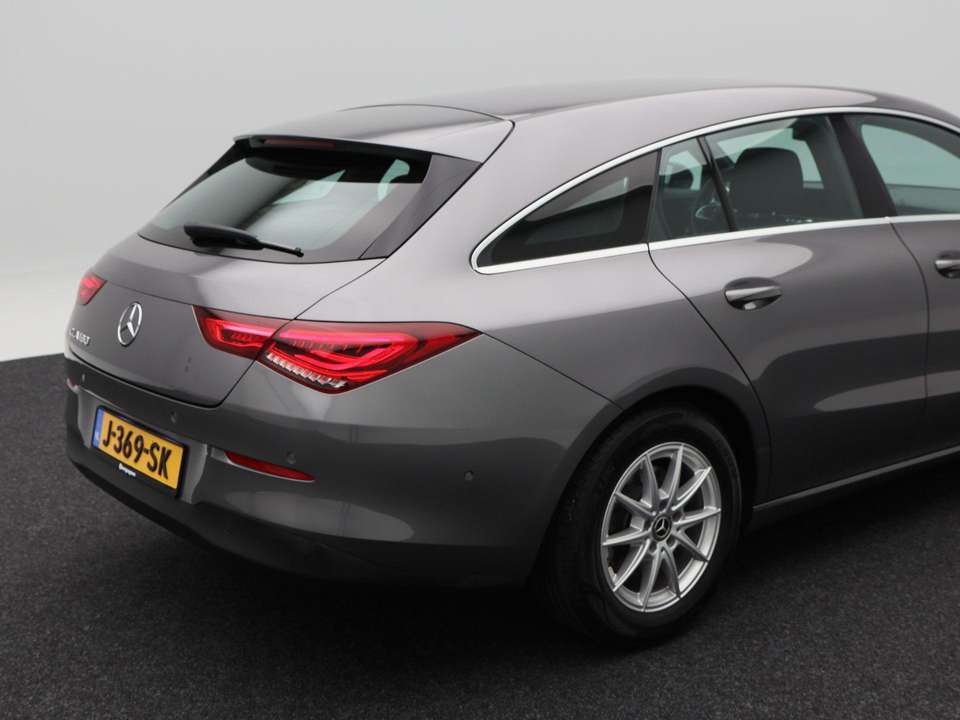 Mercedes-Benz CLA 180 - Imagem 13