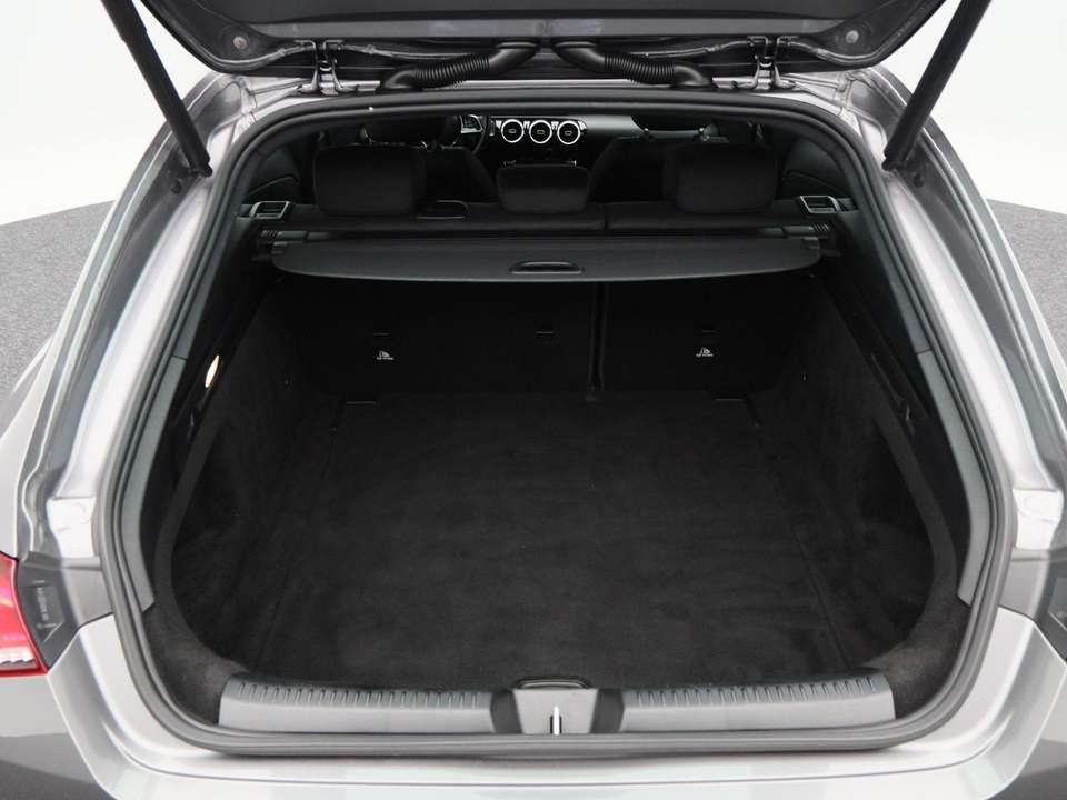 Mercedes-Benz CLA 180 - Imagem 14