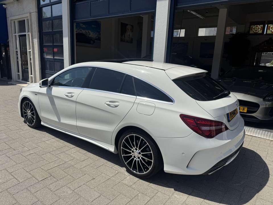 Mercedes-Benz CLA 180 - Imagem 4