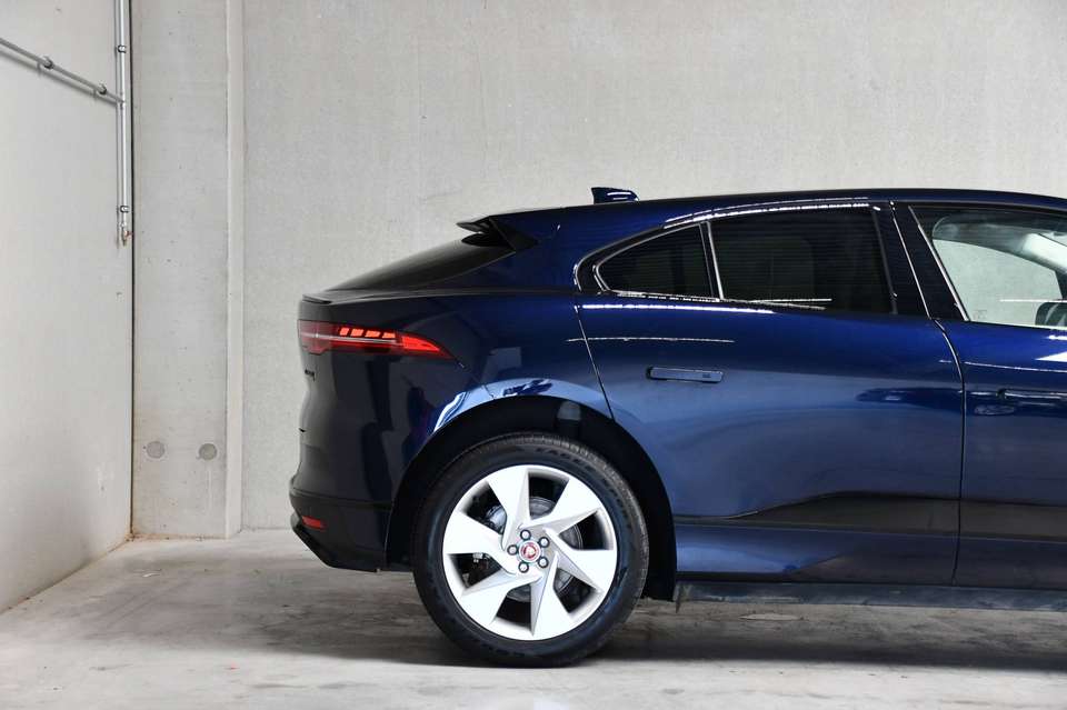 Jaguar I-Pace - Imagem 9