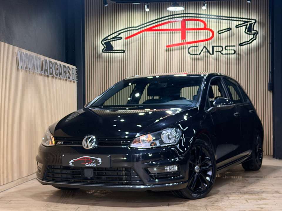 Volkswagen Golf - Imagem 1