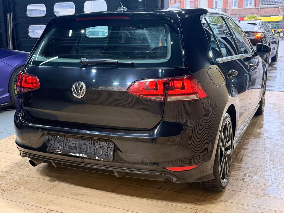 Volkswagen Golf - Imagem 10