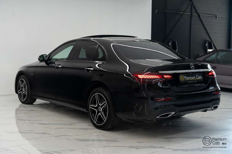 Mercedes-Benz E 300 - Imagem 14