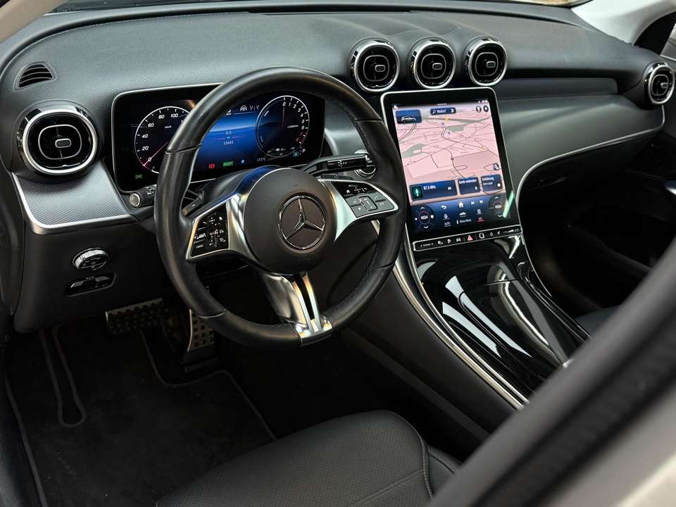 Mercedes-Benz GLC 300 - Imagem 12