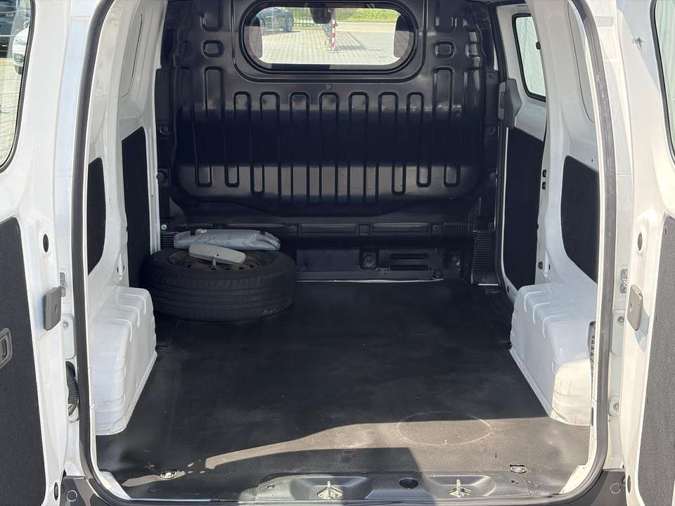 Nissan E-NV200 - Imagem 6