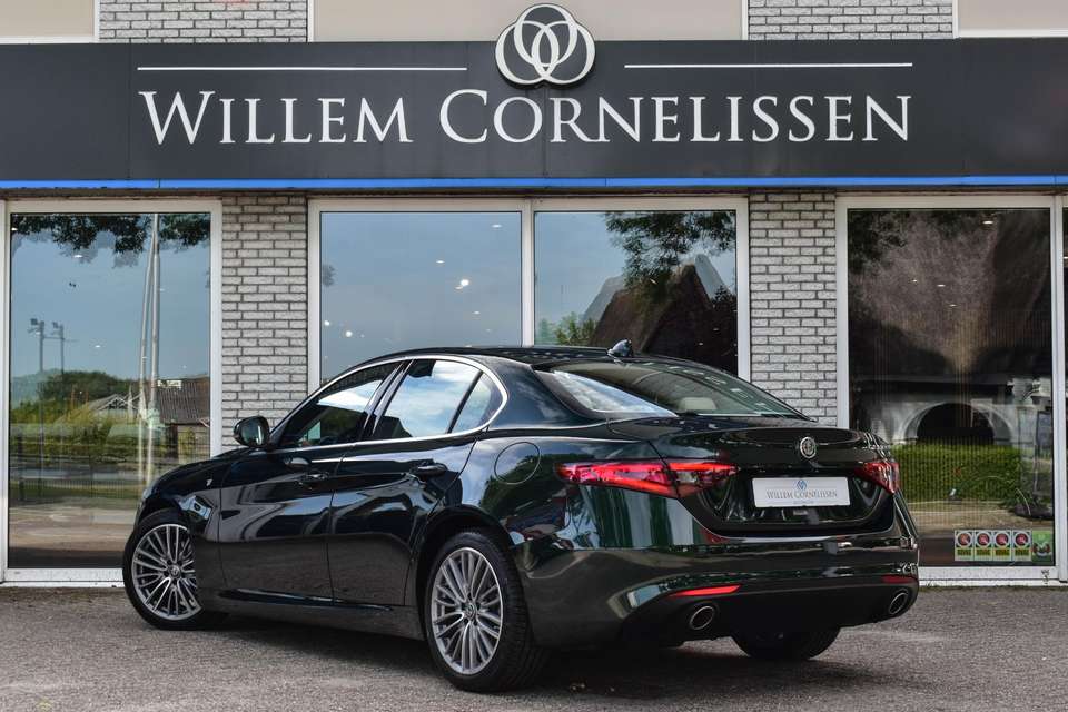 Alfa Romeo Giulia - Imagem 4