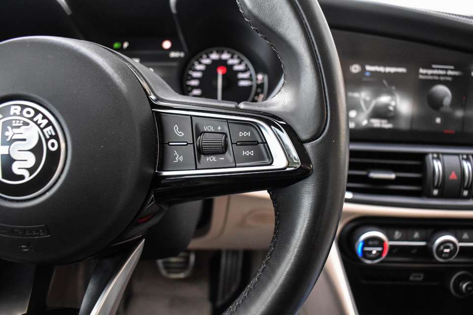 Alfa Romeo Giulia - Imagem 16