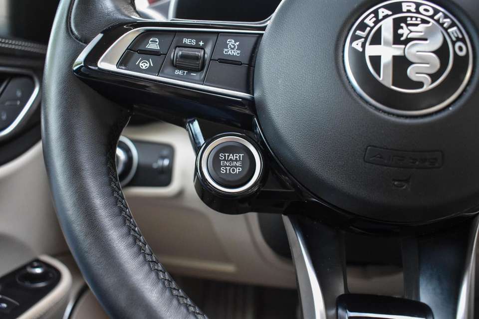 Alfa Romeo Giulia - Imagem 17