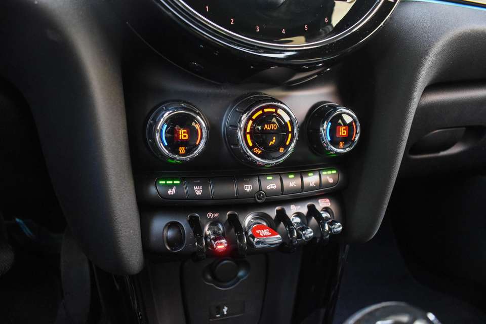 MINI Cooper - Imagem 18