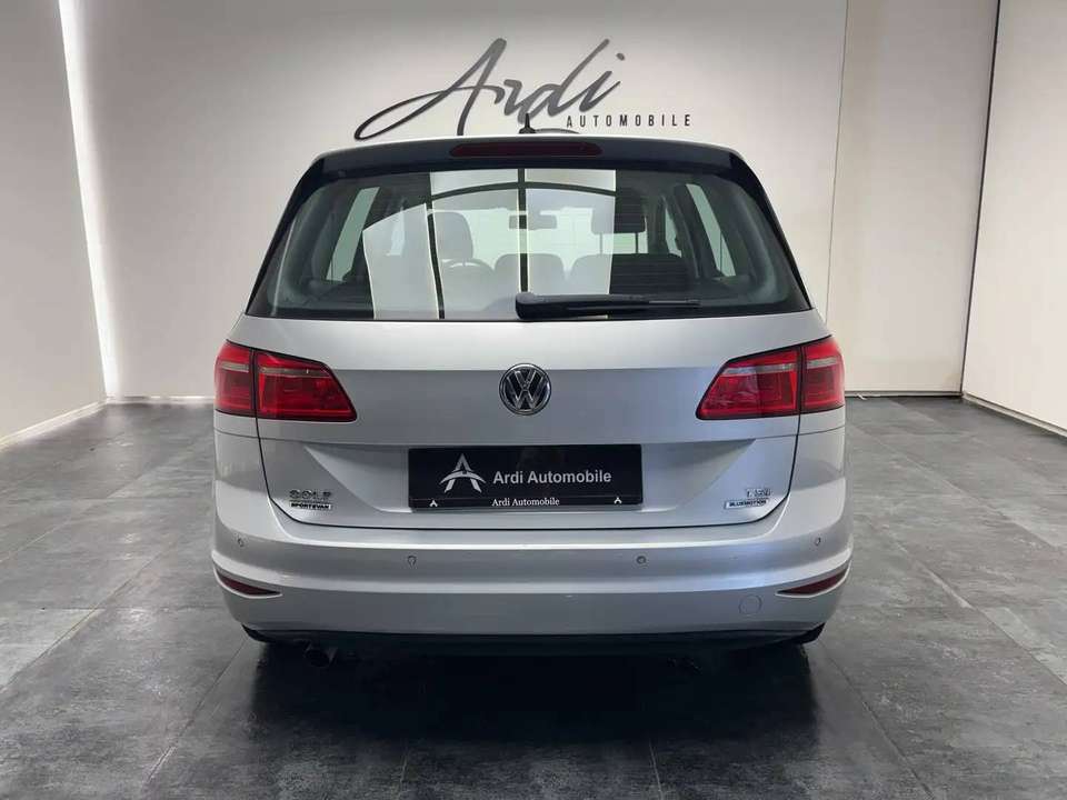 Volkswagen Golf Sportsvan - Imagem 5