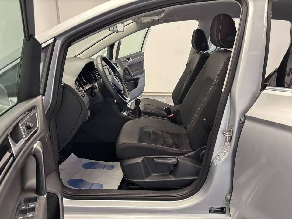 Volkswagen Golf Sportsvan - Imagem 7