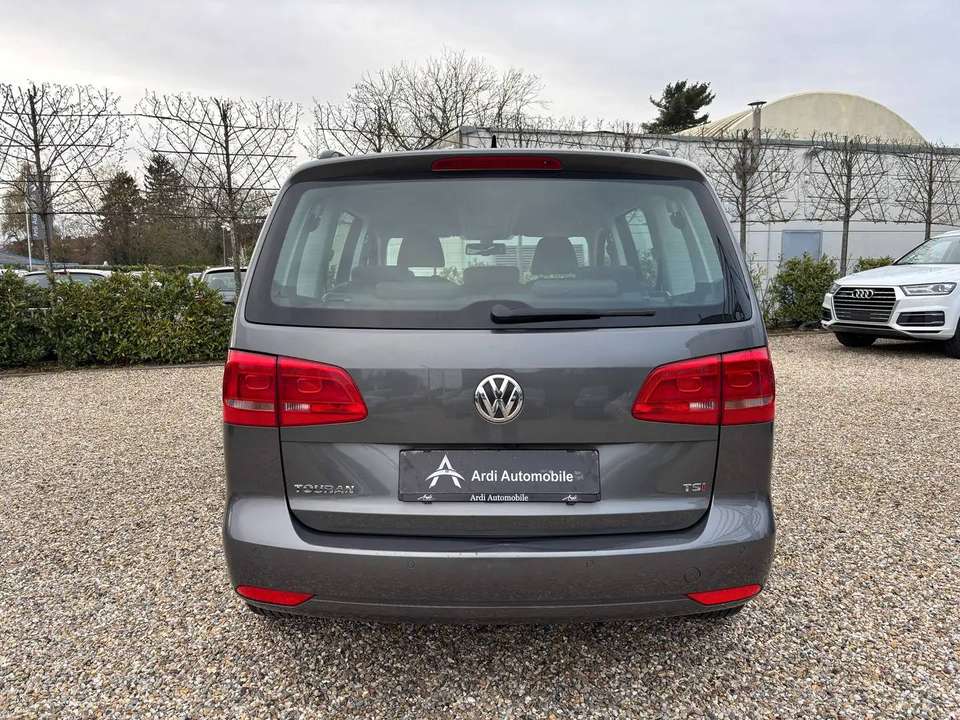 Volkswagen Touran - Imagem 5