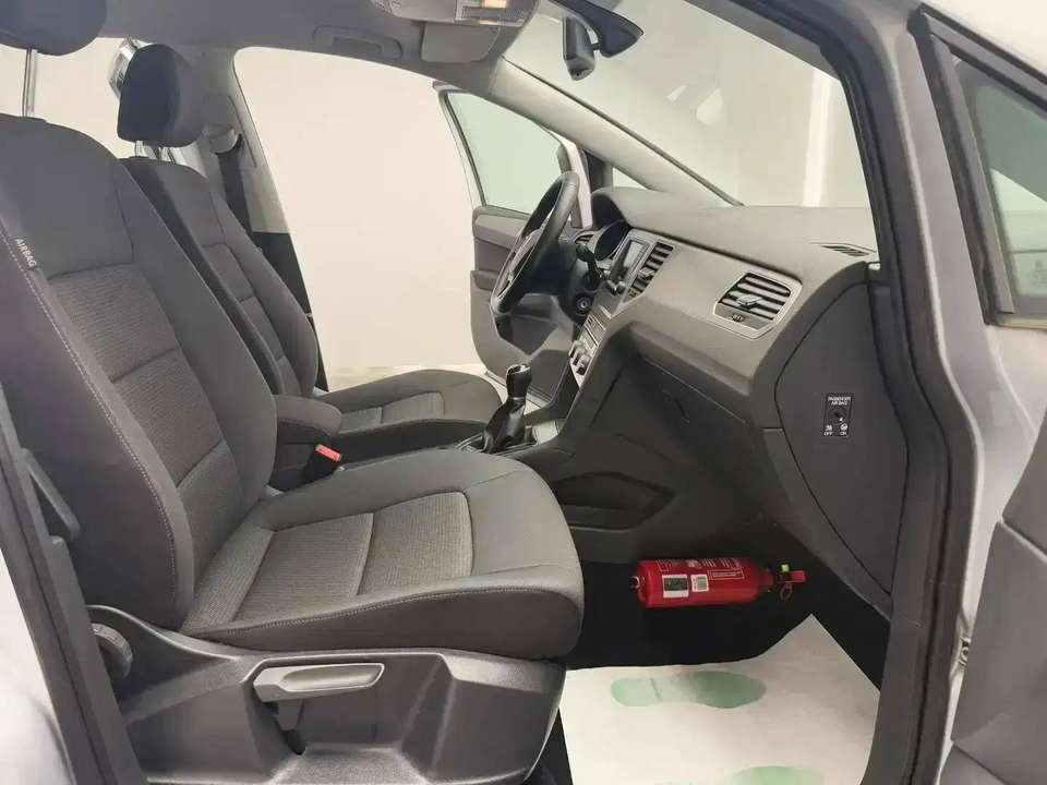 Volkswagen Golf Sportsvan - Imagem 11