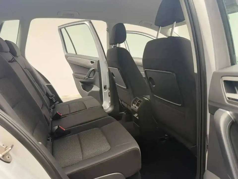 Volkswagen Golf Sportsvan - Imagem 12