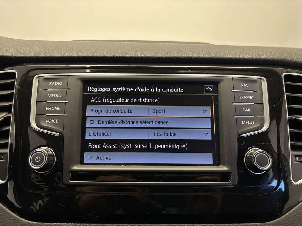 Volkswagen Golf Sportsvan - Imagem 10