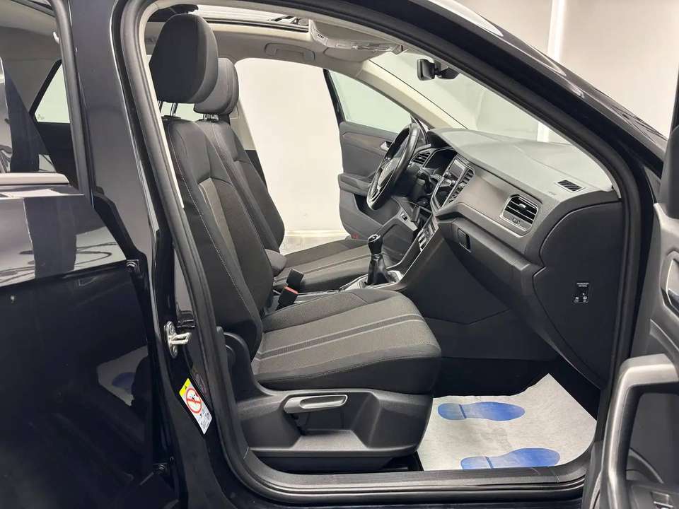 Volkswagen T-Roc - Imagem 12