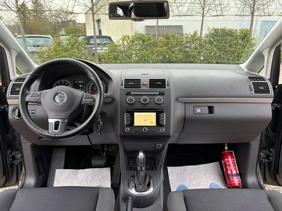 Volkswagen Touran - Imagem 9