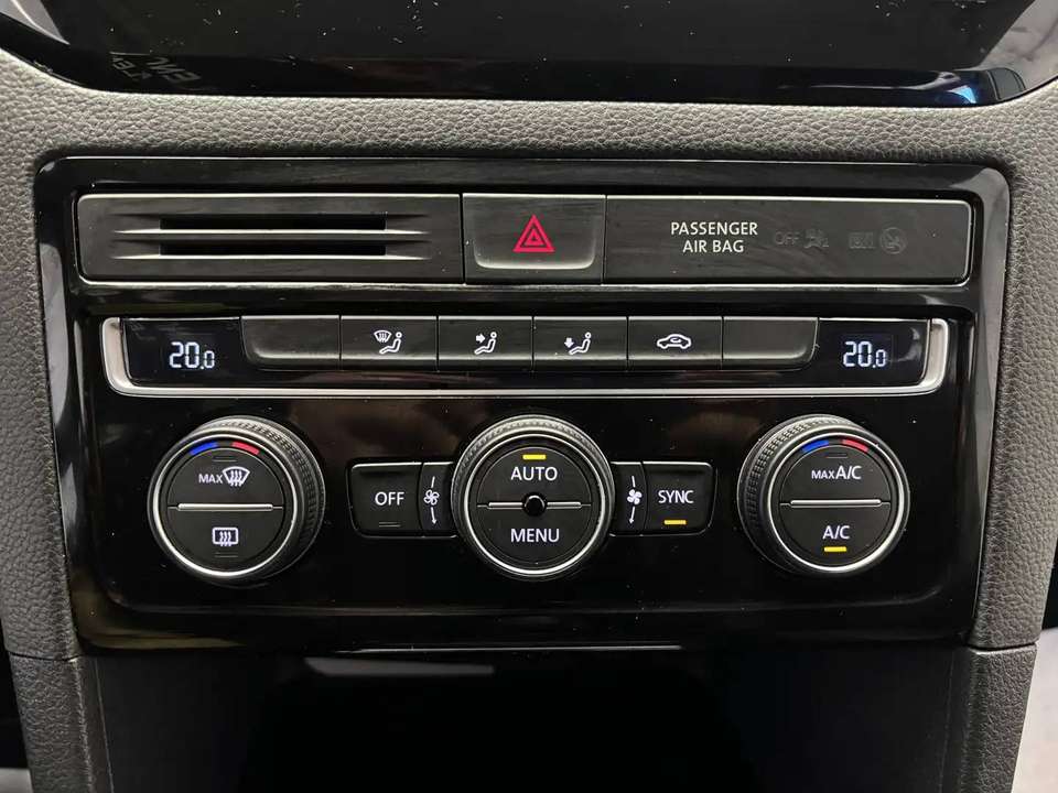 Volkswagen Golf Sportsvan - Imagem 12