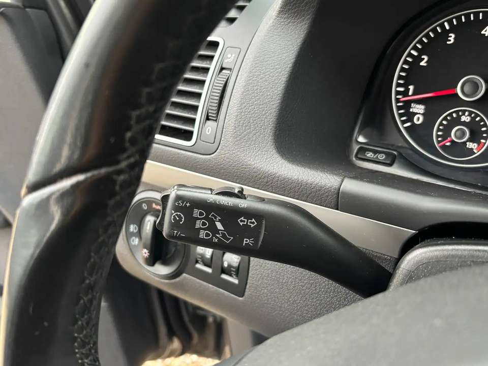 Volkswagen Touran - Imagem 10