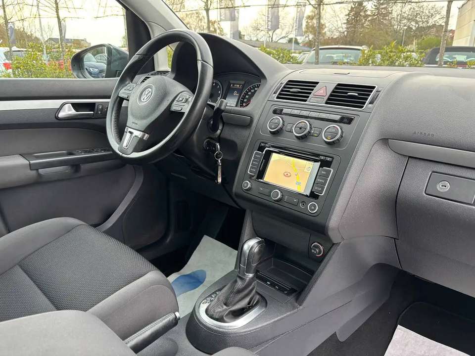 Volkswagen Touran - Imagem 15