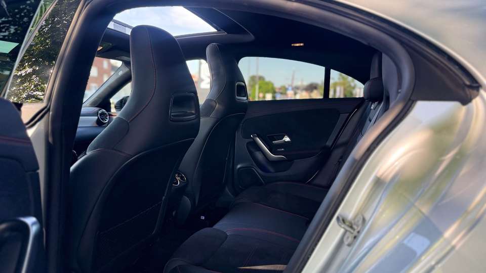 Mercedes-Benz CLA 250 - Imagem 9